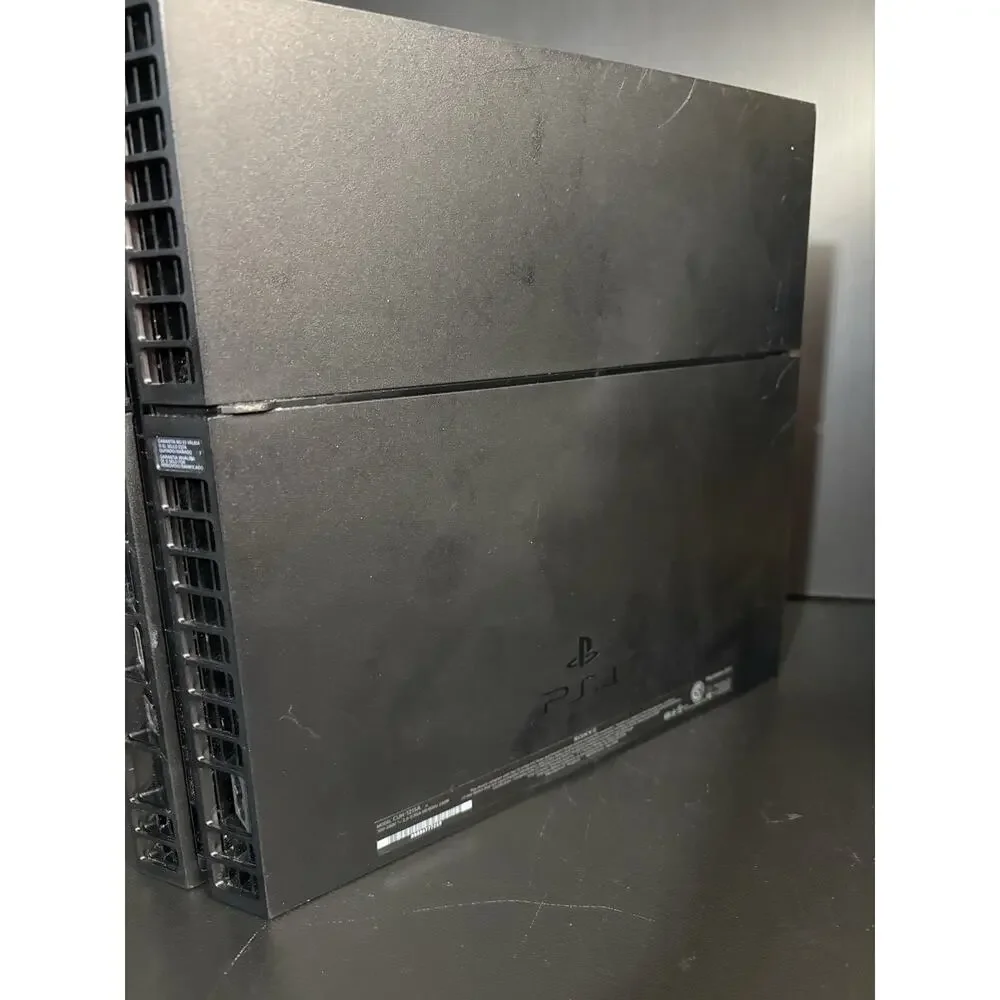 PlayStation 4 Console With 2 Controllers Power Cord HDMI Cord